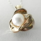 Orbit Pearl Pendant with Diamond