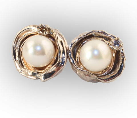 8mm  Pearl Orbit Earring with Diamond